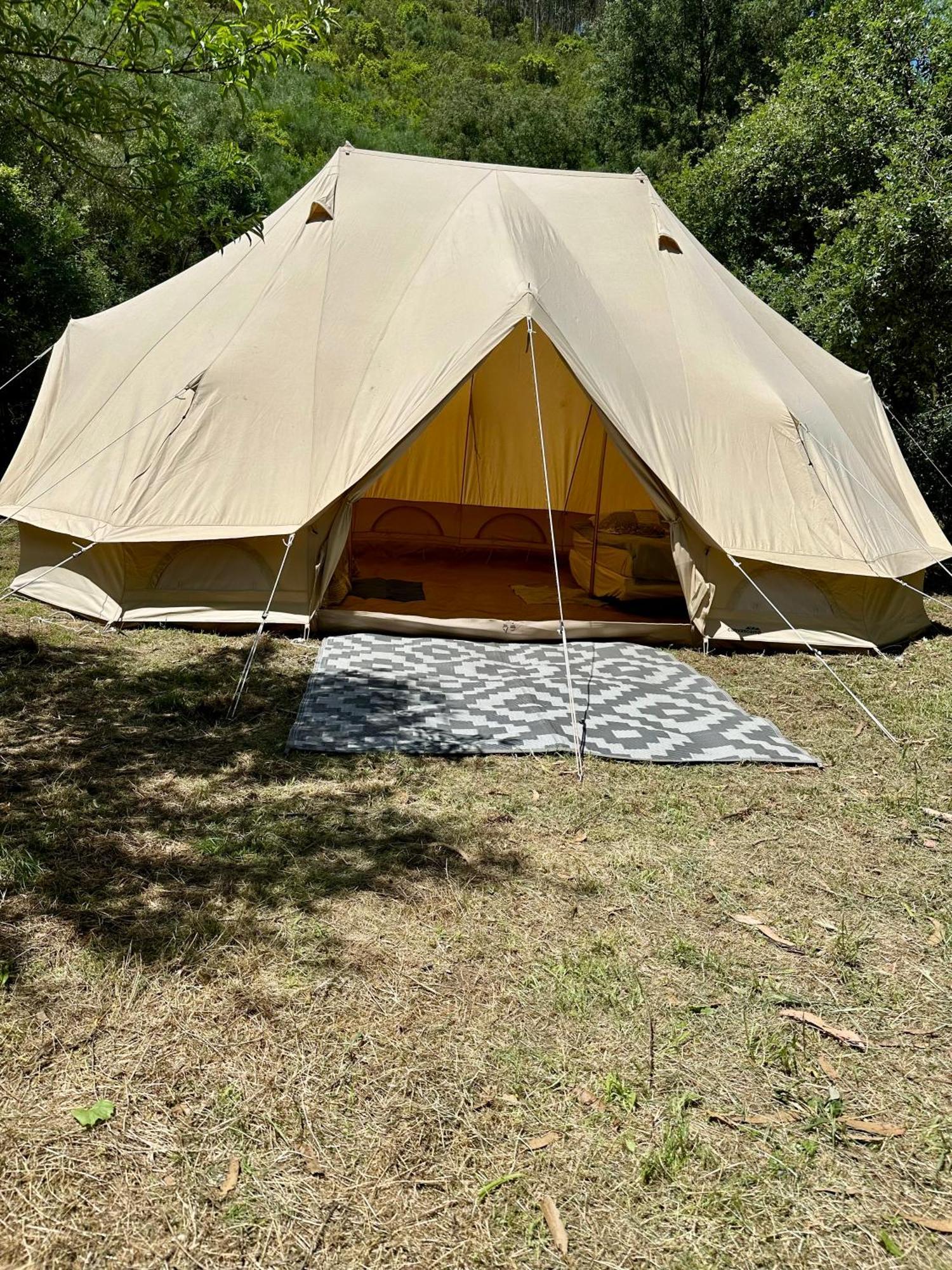 Giant Canvas Rental Tent Agro-Turismo Quinta Da Fonte Figueiro Dos Vinhos Dış mekan fotoğraf