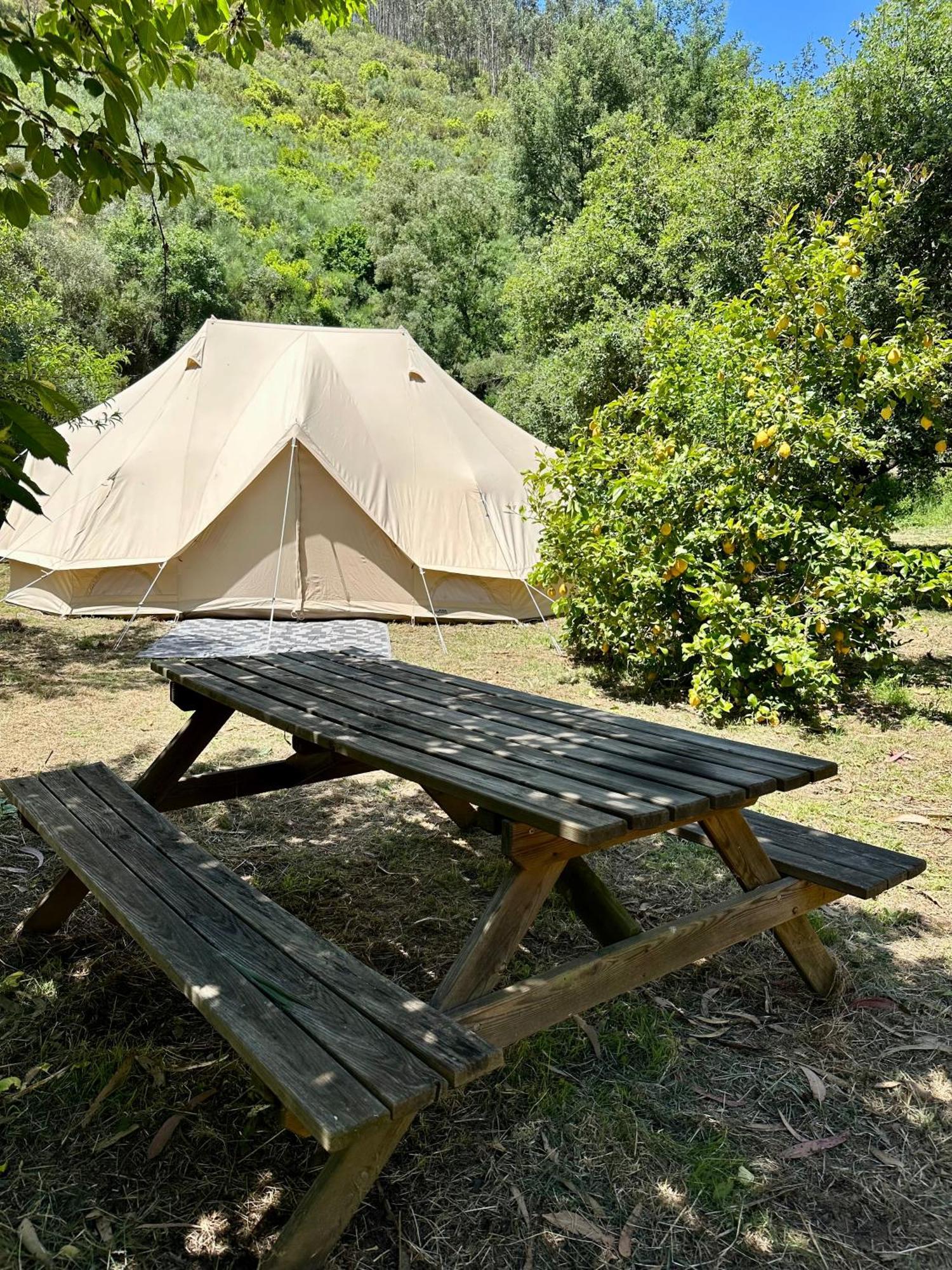 Giant Canvas Rental Tent Agro-Turismo Quinta Da Fonte Figueiro Dos Vinhos Dış mekan fotoğraf